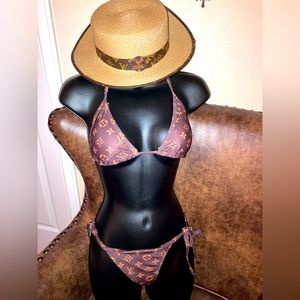 The Sexiest Summer Poolside outfit 👙🌼🏖️ ☀️